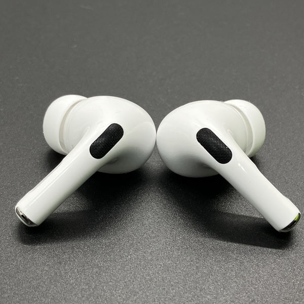 【中古】MagSafe充電ケース(USB-C)付きAirPods Pro(第2世代) MTJV3JA【仙台】