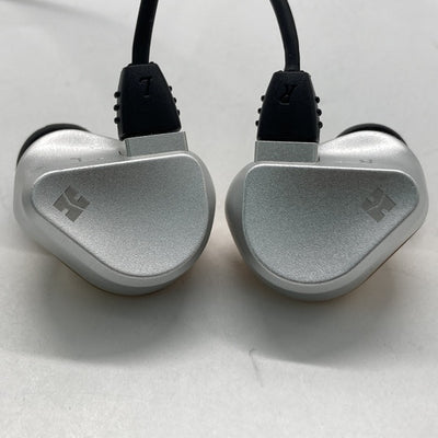 【中古】Svanar【秋葉原】
