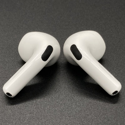 【中古】AirPods 4 MXP63J/A【秋葉原】