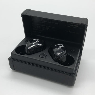 【中古】TOUR BLACK【秋葉原】