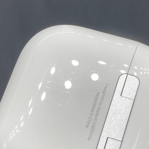 【中古】AirPods 4 MXP93J/A（アクティブノイズキャンセリング搭載）【秋葉原】