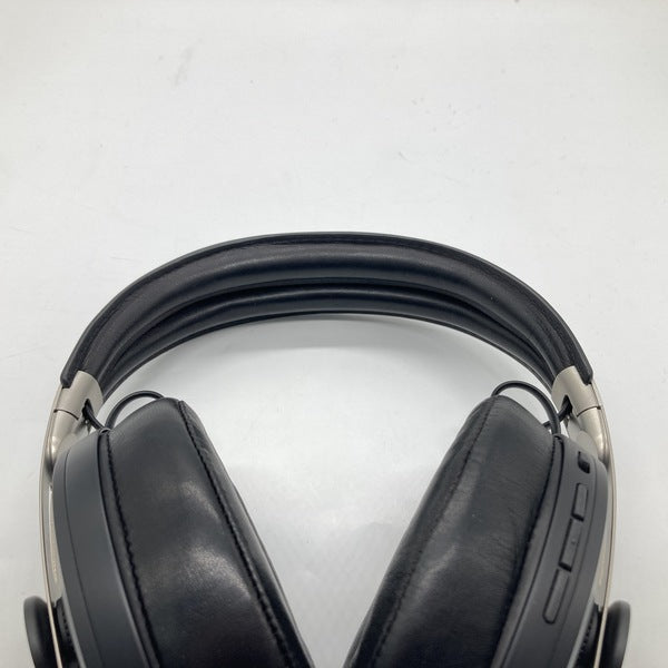 【中古】MOMENTUM Wireless ノイズキャンセルヘッドホン【M3AEBTXL Black】【日本橋】