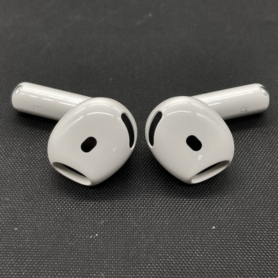 【中古】AirPods 4 MXP93J/A（アクティブノイズキャンセリング搭載）【秋葉原】