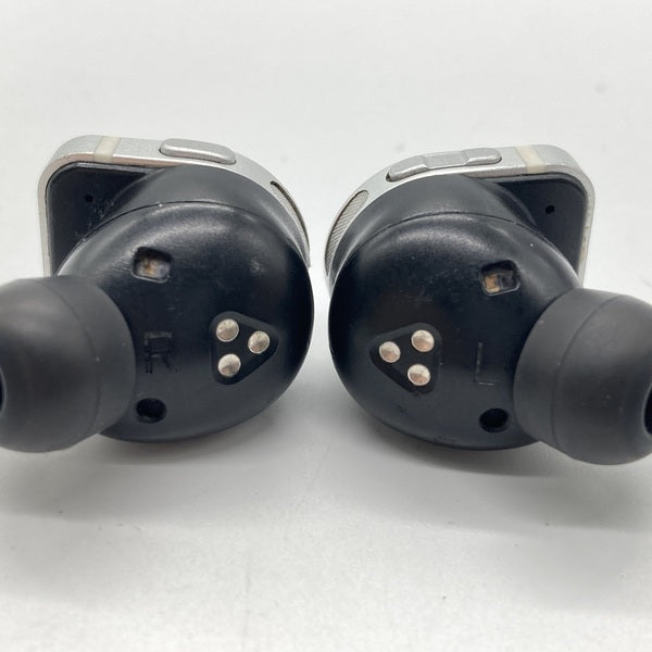 【中古】BAPE X MASTER & DYNAMIC MW08 TRUE WIRELESS EARPHONES【秋葉原】