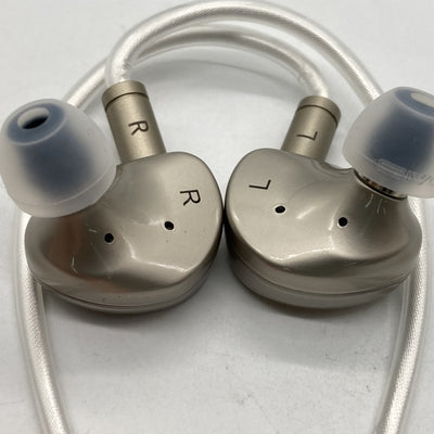 【中古】Que【秋葉原】