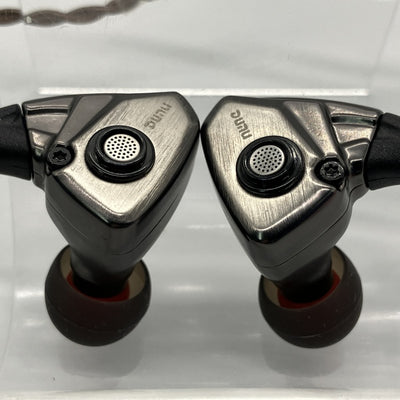 【中古】TITAN S グレー【日本橋】