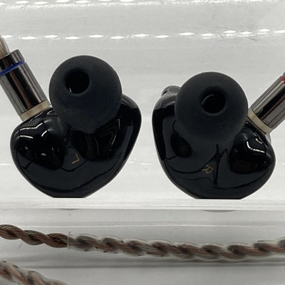 【中古】PERFORMER 8【日本橋】