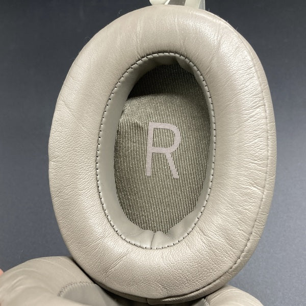 【中古】MOMENTUM Wireless ノイズキャンセルヘッドホン Sandy White 【M3AEBTXL SANDY WHITE】【日本橋】