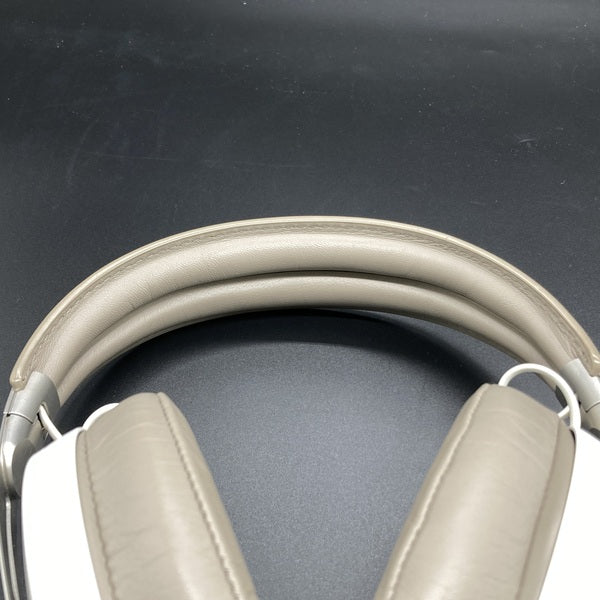 【中古】MOMENTUM Wireless ノイズキャンセルヘッドホン Sandy White 【M3AEBTXL SANDY WHITE】【日本橋】