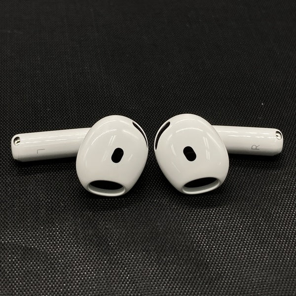 【中古】AirPods 4 MXP93J/A（アクティブノイズキャンセリング搭載）【秋葉原】