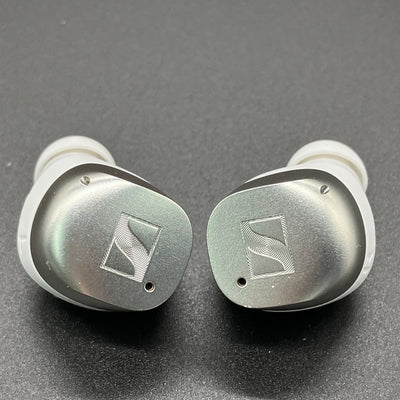【中古】MOMENTUM True Wireless 4 ホワイトシルバー 【MTW4 White Silver】【秋葉原】