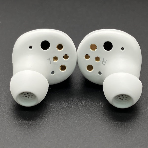 【中古】MOMENTUM True Wireless 4 ホワイトシルバー 【MTW4 White Silver】【秋葉原】