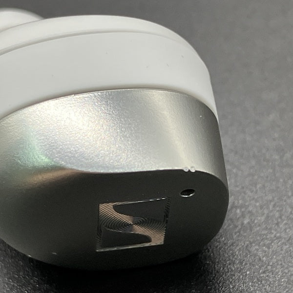 【中古】MOMENTUM True Wireless 4 ホワイトシルバー 【MTW4 White Silver】【秋葉原】