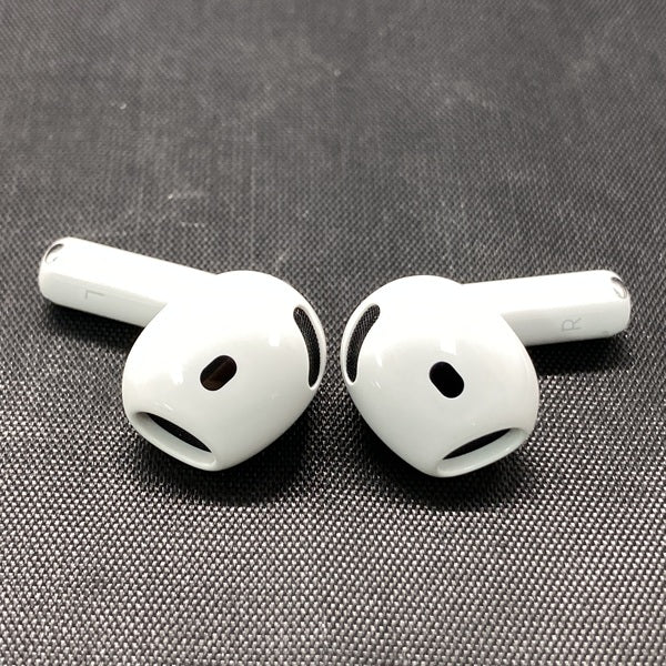 【中古】AirPods 4 MXP93J/A（アクティブノイズキャンセリング搭載）【日本橋】