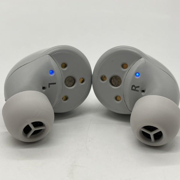 Technics 【中古】EAH-AZ60 シルバー 【EAH-AZ60W-S】【秋葉原】 – e