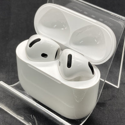 【中古】AirPods 4 MXP93J/A（アクティブノイズキャンセリング搭載）【秋葉原】