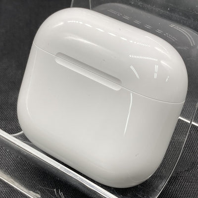 【中古】AirPods 4 MXP93J/A（アクティブノイズキャンセリング搭載）【秋葉原】