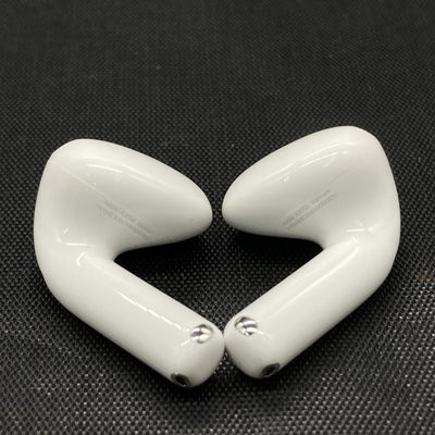 【中古】AirPods 4 MXP93J/A（アクティブノイズキャンセリング搭載）【秋葉原】