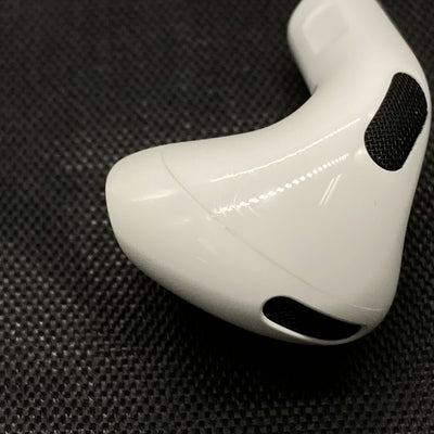 【中古】AirPods 4 MXP93J/A（アクティブノイズキャンセリング搭載）【秋葉原】