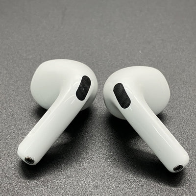 【中古】AirPods 4 MXP93J/A（アクティブノイズキャンセリング搭載）【日本橋】