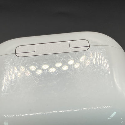 【中古】AirPods 4 MXP93J/A（アクティブノイズキャンセリング搭載）【日本橋】