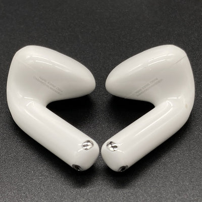 【中古】AirPods 4 MXP93J/A（アクティブノイズキャンセリング搭載）【秋葉原】