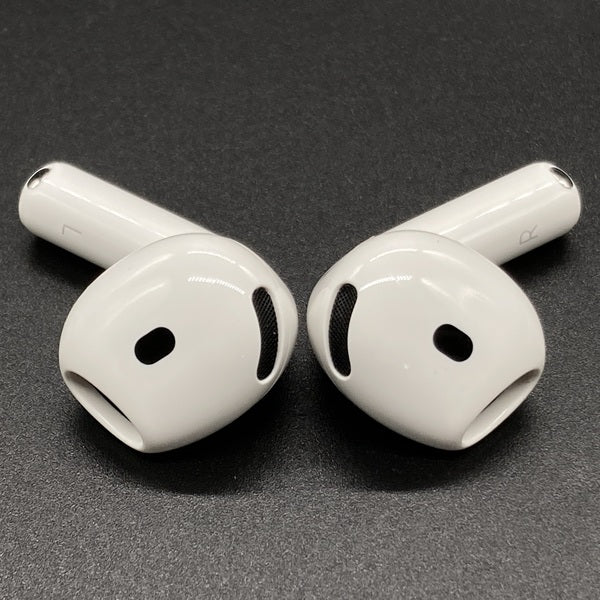 【中古】AirPods 4 MXP93J/A（アクティブノイズキャンセリング搭載）【秋葉原】