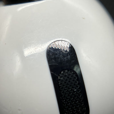 【中古】AirPods Pro （R側）【秋葉原】