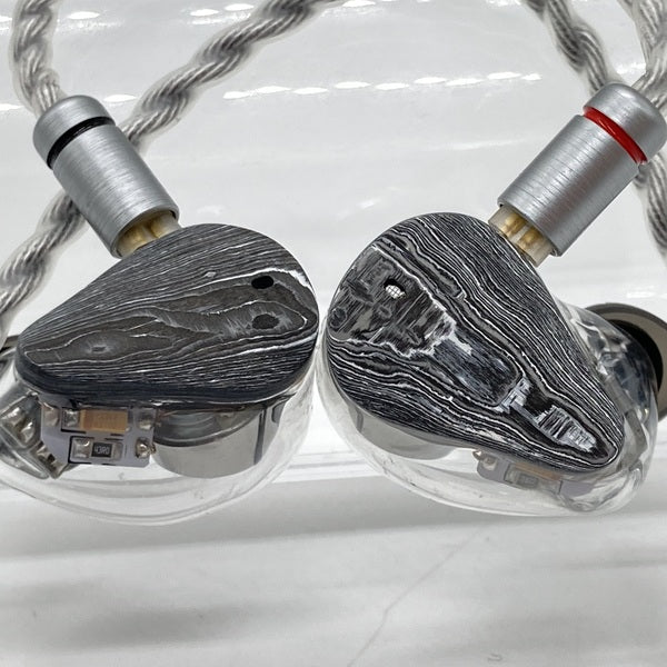 水月雨 (MOONDROP) 【中古】Moondrop Dark Saber【秋葉原】 – e