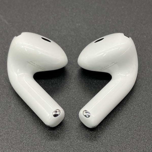 【中古】AirPods 4 MXP93J/A（アクティブノイズキャンセリング搭載）【秋葉原】