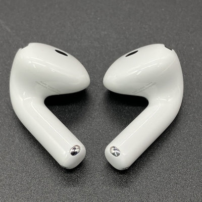 【中古】AirPods 4 MXP93J/A（アクティブノイズキャンセリング搭載）【秋葉原】
