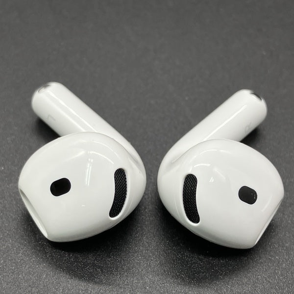 【中古】AirPods 4 MXP93J/A（アクティブノイズキャンセリング搭載）【秋葉原】