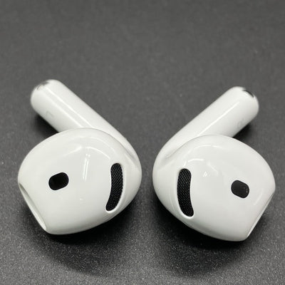 【中古】AirPods 4 MXP93J/A（アクティブノイズキャンセリング搭載）【秋葉原】
