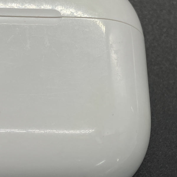 Apple 【中古】AirPods Pro 充電ケース【秋葉原】 – e☆イヤホン