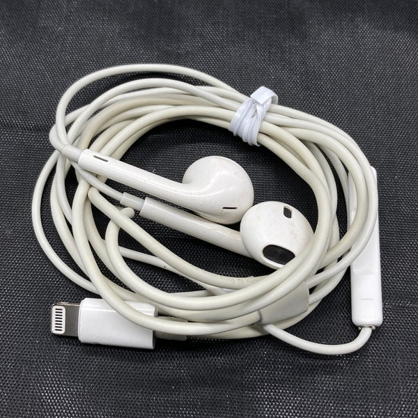 【中古】EarPods with Lightning Connector【名古屋】