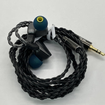 【中古】CARAT【秋葉原】
