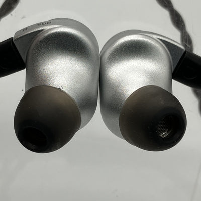 【中古】S08 Silver【秋葉原】