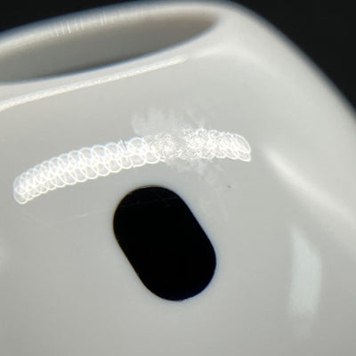 【中古】AirPods 4 MXP93J/A（アクティブノイズキャンセリング搭載）【秋葉原】