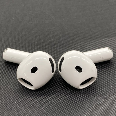 【中古】AirPods 4 MXP93J/A（アクティブノイズキャンセリング搭載）【秋葉原】