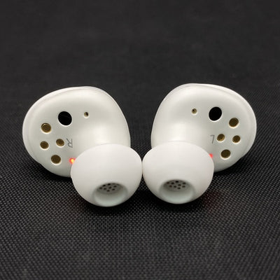 【中古】MOMENTUM True Wireless 4 ホワイトシルバー 【MTW4 White Silver】【日本橋】