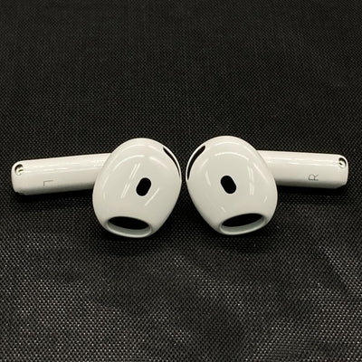 【中古】AirPods 4 MXP93J/A（アクティブノイズキャンセリング搭載）【秋葉原】
