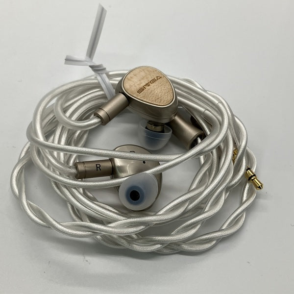 【中古】Que【日本橋】