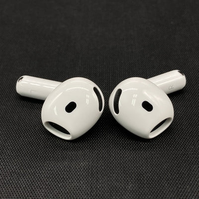 【中古】AirPods 4 MXP93J/A（アクティブノイズキャンセリング搭載）【秋葉原】