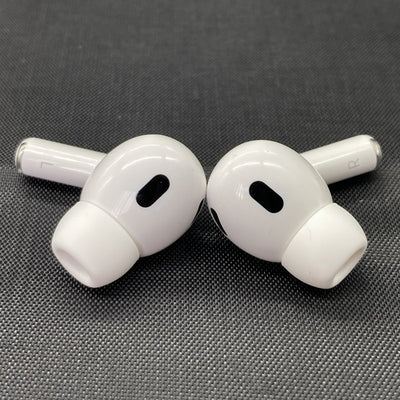 【中古】MagSafe充電ケース(USB-C)付きAirPods Pro(第2世代) MTJV3JA【名古屋】