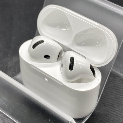 【中古】AirPods 4 MXP93J/A（アクティブノイズキャンセリング搭載）【秋葉原】