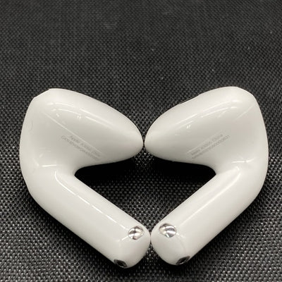 【中古】AirPods 4 MXP93J/A（アクティブノイズキャンセリング搭載）【秋葉原】