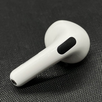 【中古】AirPods 4 (L側)（アクティブノイズキャンセリング搭載）【秋葉原】
