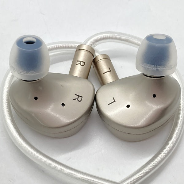 【中古】Que【秋葉原】