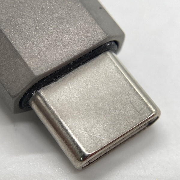 【中古】WP2 Type C-Type C【秋葉原】