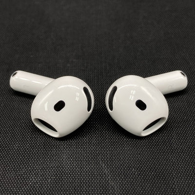 【中古】AirPods 4 MXP93J/A（アクティブノイズキャンセリング搭載）【秋葉原】